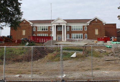 The original entrance to Brentwood High School in the middle of the two year construction process.