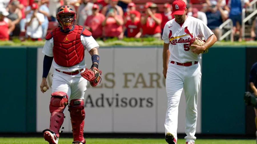Yadier+Molina+and+Adam+Wainwright+walked+out+of+the+Bullpen+to+start+the+game.+%28Photo+Credit+to+Jeff+Roberson%29