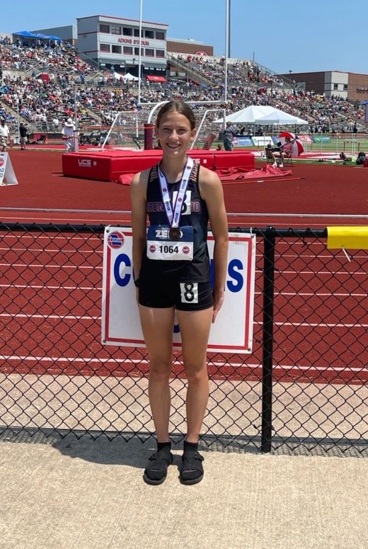 Kensi Curd placed 7th in the 1600.